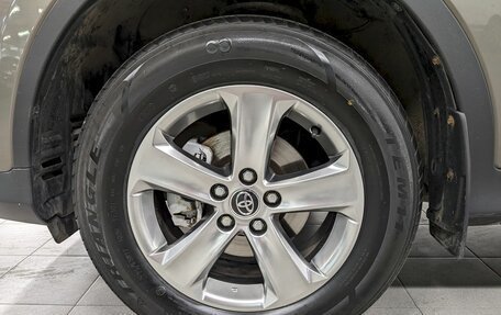 Toyota RAV4, 2015 год, 1 650 000 рублей, 17 фотография