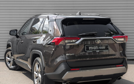 Toyota RAV4, 2019 год, 3 050 000 рублей, 7 фотография
