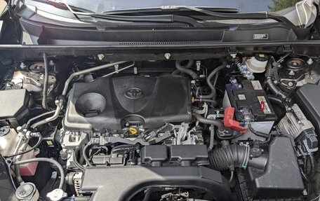 Toyota RAV4, 2019 год, 3 050 000 рублей, 9 фотография