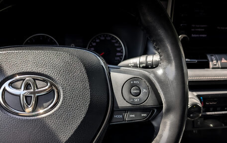 Toyota RAV4, 2019 год, 3 050 000 рублей, 26 фотография