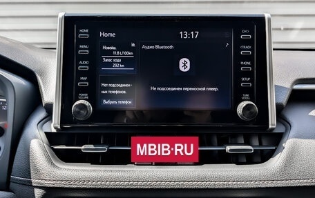 Toyota RAV4, 2019 год, 3 050 000 рублей, 15 фотография