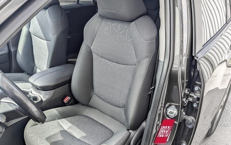 Toyota RAV4, 2019 год, 3 050 000 рублей, 20 фотография