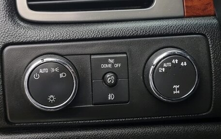 Chevrolet Tahoe III, 2011 год, 2 190 000 рублей, 10 фотография