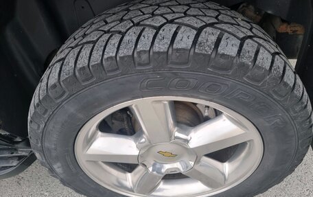 Chevrolet Tahoe III, 2011 год, 2 190 000 рублей, 18 фотография