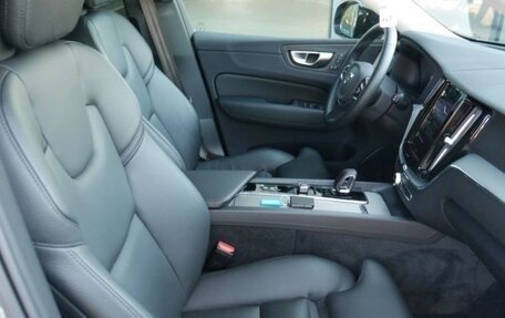 Volvo XC60 II, 2023 год, 4 329 857 рублей, 6 фотография