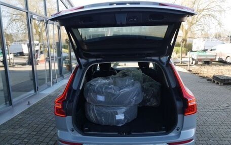Volvo XC60 II, 2023 год, 4 329 857 рублей, 8 фотография