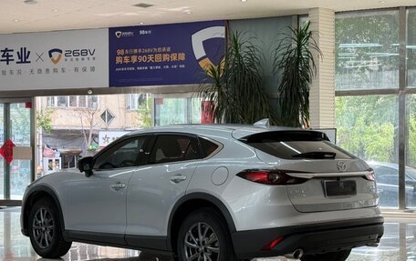 Mazda CX-4, 2020 год, 2 200 000 рублей, 3 фотография