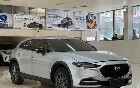 Mazda CX-4, 2020 год, 2 200 000 рублей, 5 фотография