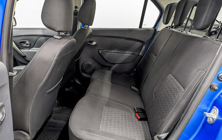 Renault Logan II, 2016 год, 990 000 рублей, 12 фотография