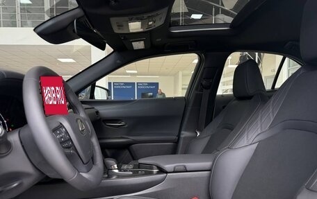 Lexus UX I, 2024 год, 5 900 000 рублей, 8 фотография
