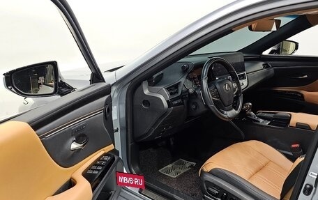 Lexus ES VII, 2022 год, 3 370 000 рублей, 12 фотография