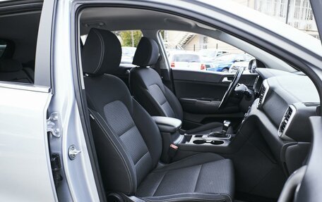 KIA Sportage IV рестайлинг, 2020 год, 2 319 000 рублей, 11 фотография