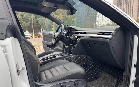 Volkswagen Passat CC, 2022 год, 2 950 000 рублей, 5 фотография