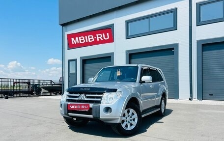 Mitsubishi Pajero IV, 2010 год, 1 449 999 рублей, 1 фотография