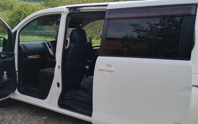 Nissan Serena III, 2010 год, 1 350 000 рублей, 1 фотография