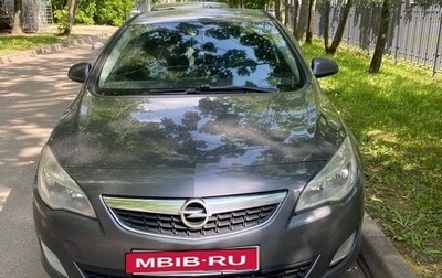 Opel Astra J, 2011 год, 530 000 рублей, 1 фотография