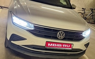 Volkswagen Tiguan II, 2021 год, 3 490 000 рублей, 1 фотография