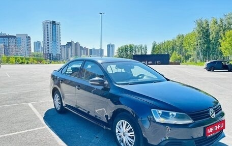 Volkswagen Jetta VI, 2013 год, 810 000 рублей, 1 фотография