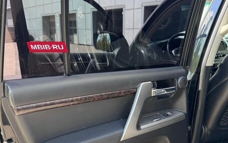 Toyota Land Cruiser 200, 2014 год, 3 600 000 рублей, 20 фотография