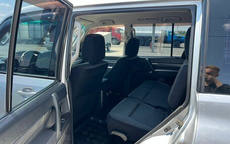 Mitsubishi Pajero IV, 2010 год, 1 449 999 рублей, 17 фотография