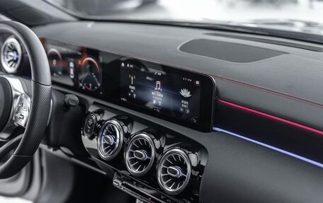 Mercedes-Benz CLA, 2020 год, 2 180 000 рублей, 21 фотография
