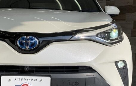 Toyota C-HR I рестайлинг, 2019 год, 1 627 000 рублей, 8 фотография