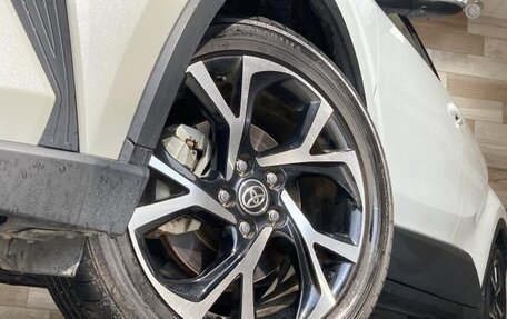 Toyota C-HR I рестайлинг, 2019 год, 1 627 000 рублей, 9 фотография