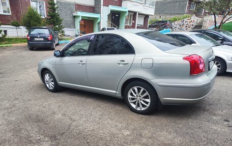 Toyota Avensis III рестайлинг, 2005 год, 810 000 рублей, 8 фотография