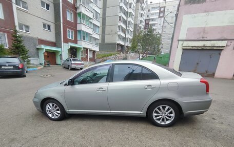 Toyota Avensis III рестайлинг, 2005 год, 810 000 рублей, 7 фотография