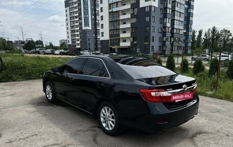 Toyota Camry, 2012 год, 1 850 000 рублей, 6 фотография