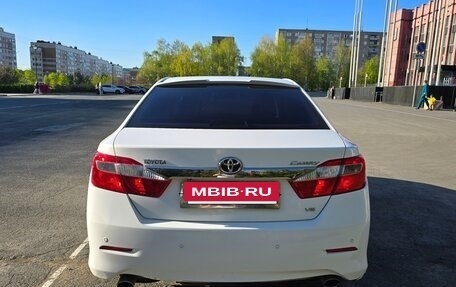 Toyota Camry, 2014 год, 1 389 000 рублей, 3 фотография