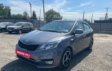 KIA Rio III рестайлинг, 2016 год, 800 000 рублей, 2 фотография