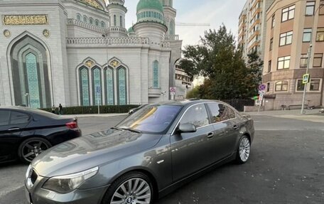 BMW 5 серия, 2005 год, 1 150 000 рублей, 4 фотография