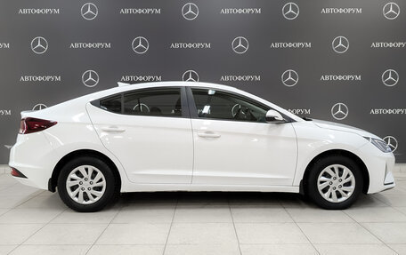 Hyundai Elantra VI рестайлинг, 2020 год, 1 870 000 рублей, 4 фотография