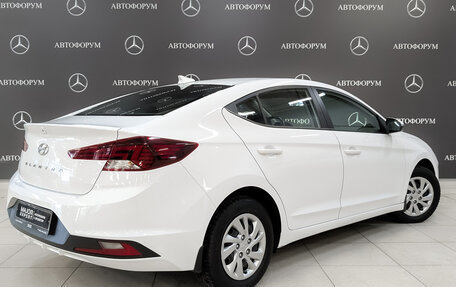 Hyundai Elantra VI рестайлинг, 2020 год, 1 870 000 рублей, 5 фотография