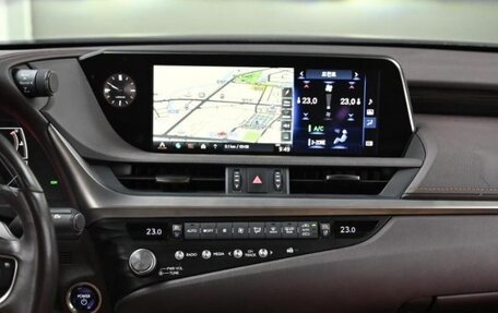 Lexus ES VII, 2020 год, 3 350 000 рублей, 18 фотография