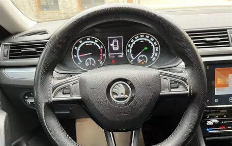 Skoda Superb III рестайлинг, 2021 год, 1 500 000 рублей, 11 фотография