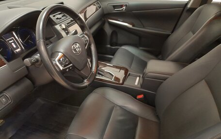 Toyota Camry, 2017 год, 2 072 000 рублей, 9 фотография