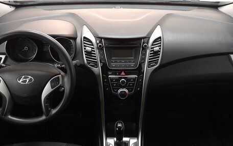 Hyundai i30 II рестайлинг, 2014 год, 969 000 рублей, 10 фотография