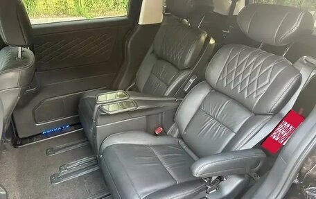 Honda Elysion, 2021 год, 2 890 000 рублей, 10 фотография
