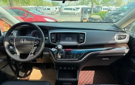 Honda Odyssey IV, 2020 год, 2 850 000 рублей, 3 фотография