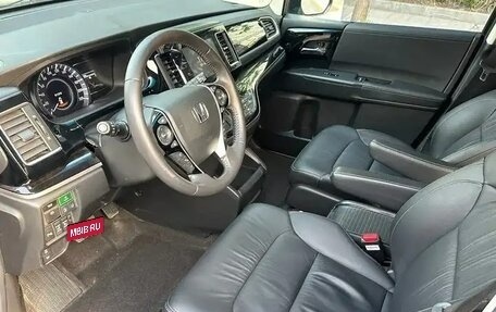 Honda Elysion, 2021 год, 2 890 000 рублей, 17 фотография