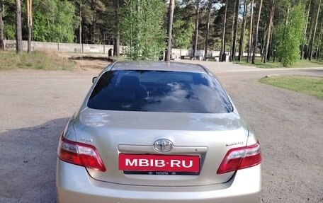 Toyota Camry, 2007 год, 1 280 000 рублей, 12 фотография