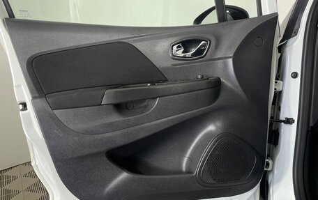 Renault Kaptur I рестайлинг, 2019 год, 1 272 000 рублей, 22 фотография