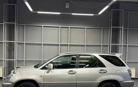 Toyota Harrier, 1998 год, 787 000 рублей, 4 фотография