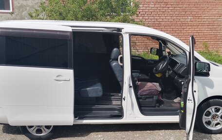 Nissan Serena III, 2010 год, 1 350 000 рублей, 8 фотография