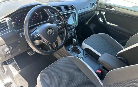 Volkswagen Tiguan II, 2019 год, 2 728 000 рублей, 11 фотография