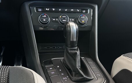 Volkswagen Tiguan II, 2019 год, 2 728 000 рублей, 20 фотография