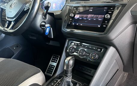 Volkswagen Tiguan II, 2019 год, 2 728 000 рублей, 21 фотография