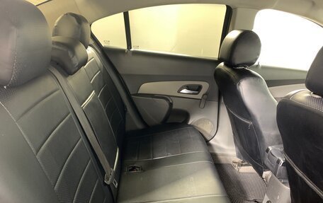Chevrolet Cruze II, 2010 год, 529 000 рублей, 17 фотография